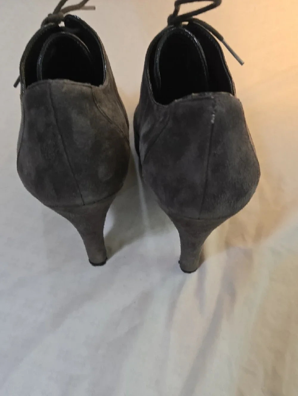 Circa Joan & David elegant gray